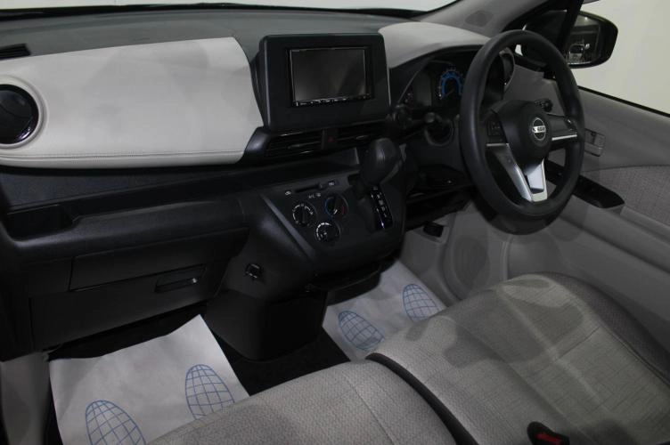 Nissan Dayz 8 из 15