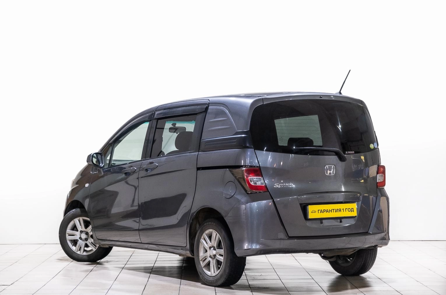 Honda Freed 5 из 21