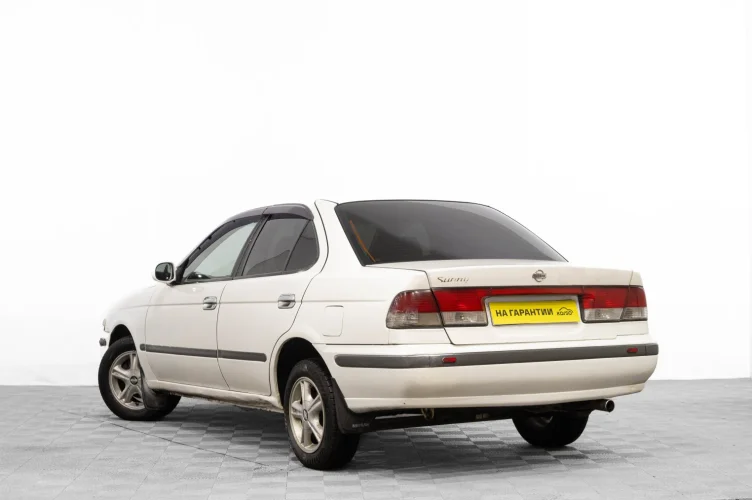 Nissan Sunny 6 из 6
