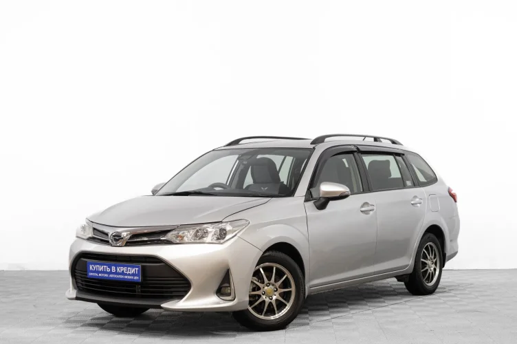 Toyota Corolla Fielder 3 из 6