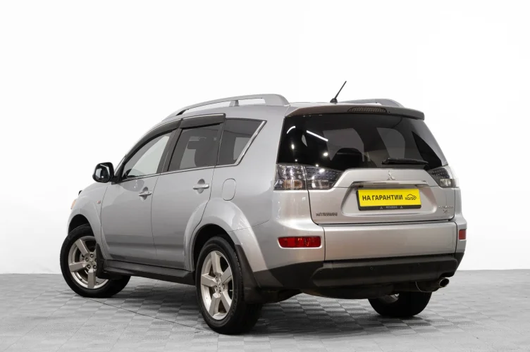 Mitsubishi Outlander 6 из 6