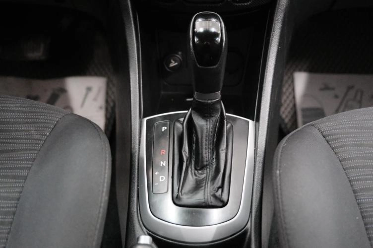 Hyundai Solaris 19 из 24