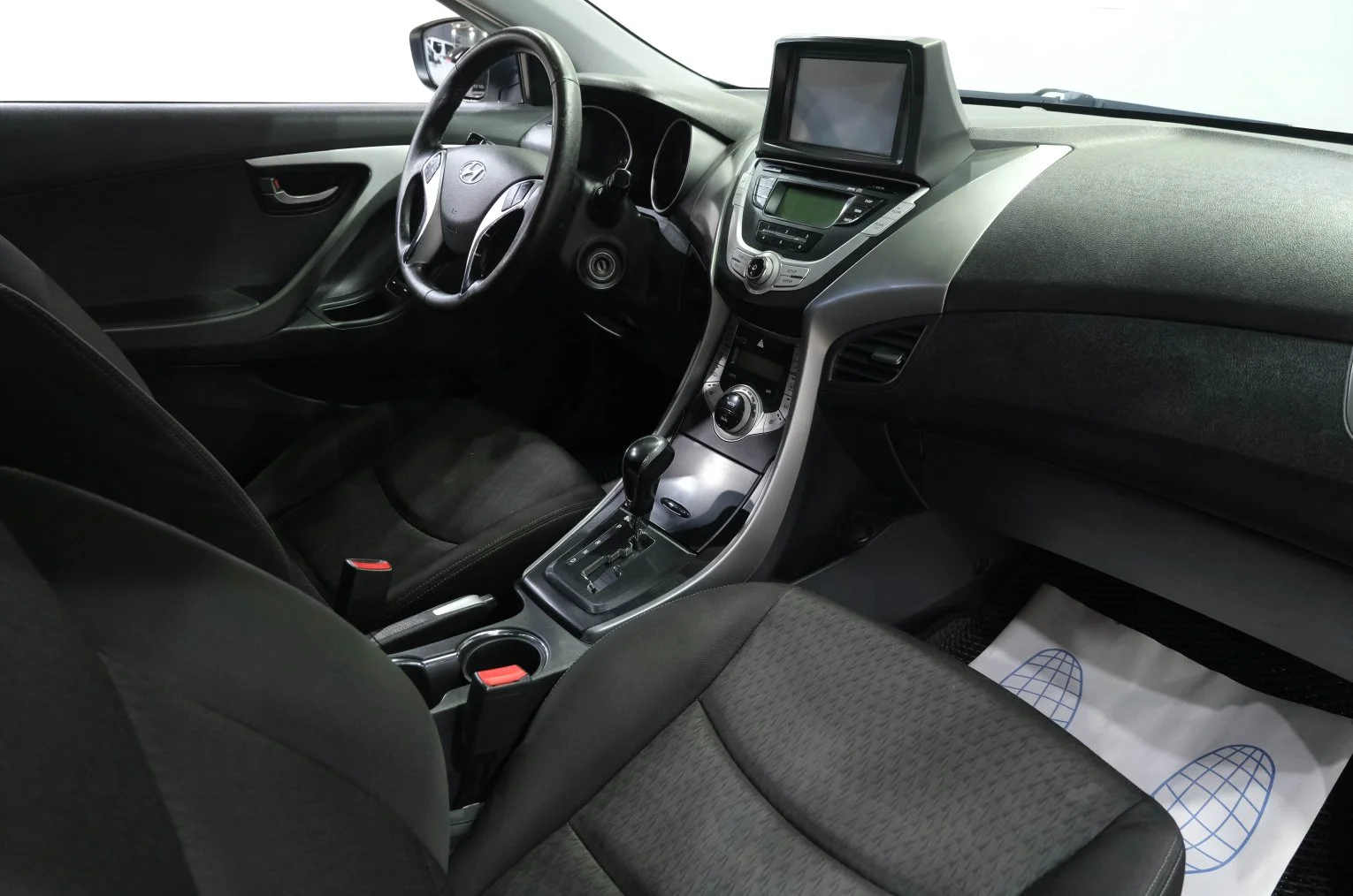 Hyundai Avante 10 из 26
