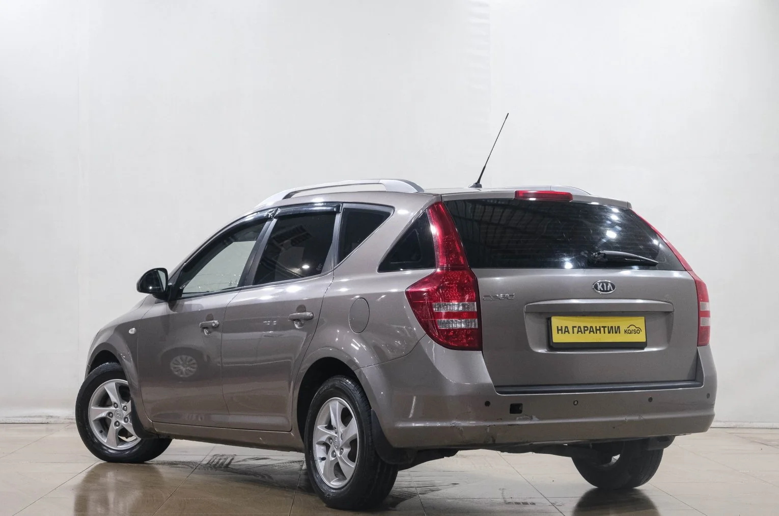 KIA cee'd 4 из 6