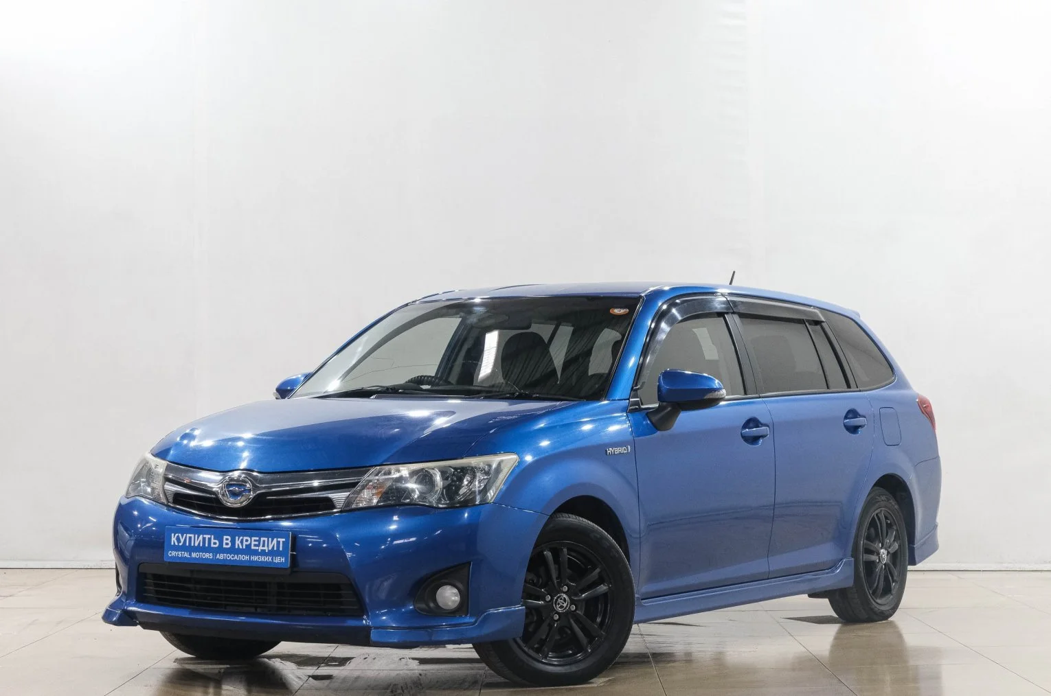 Toyota Corolla Fielder 3 из 6