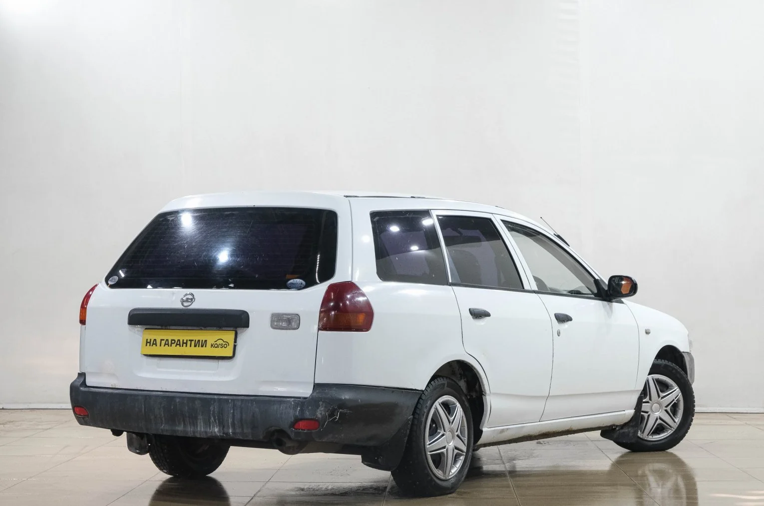 Nissan AD 6 из 19