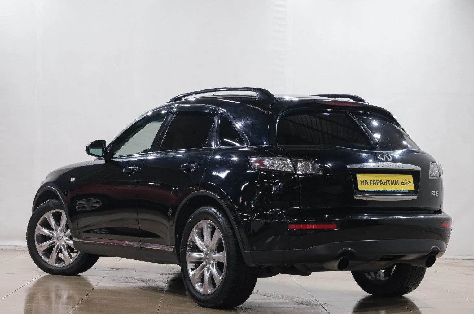 Infiniti FX35 4 из 6