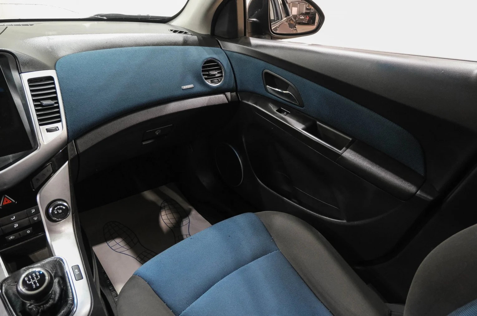Chevrolet Cruze 12 из 23