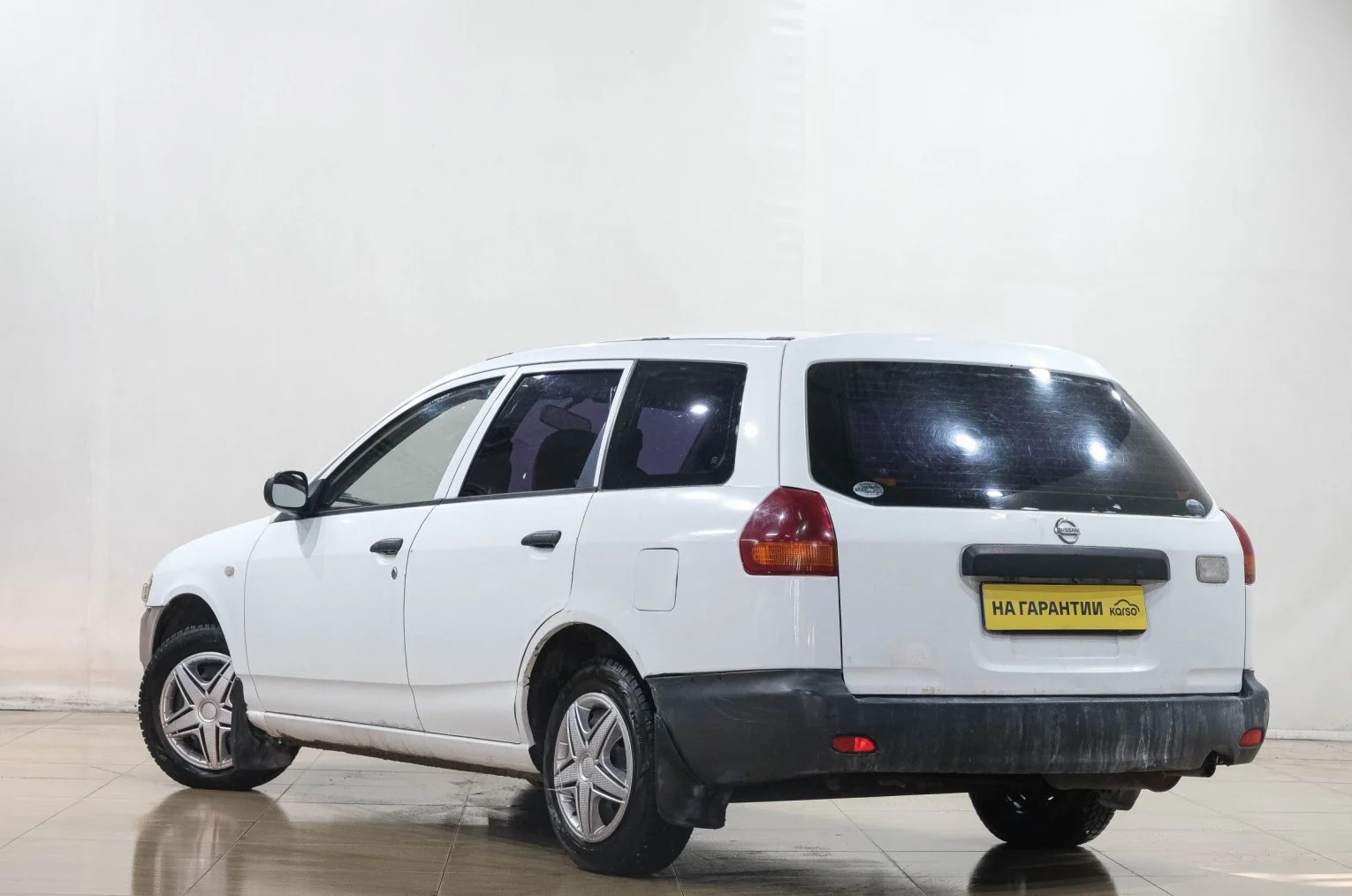 Nissan AD 4 из 19