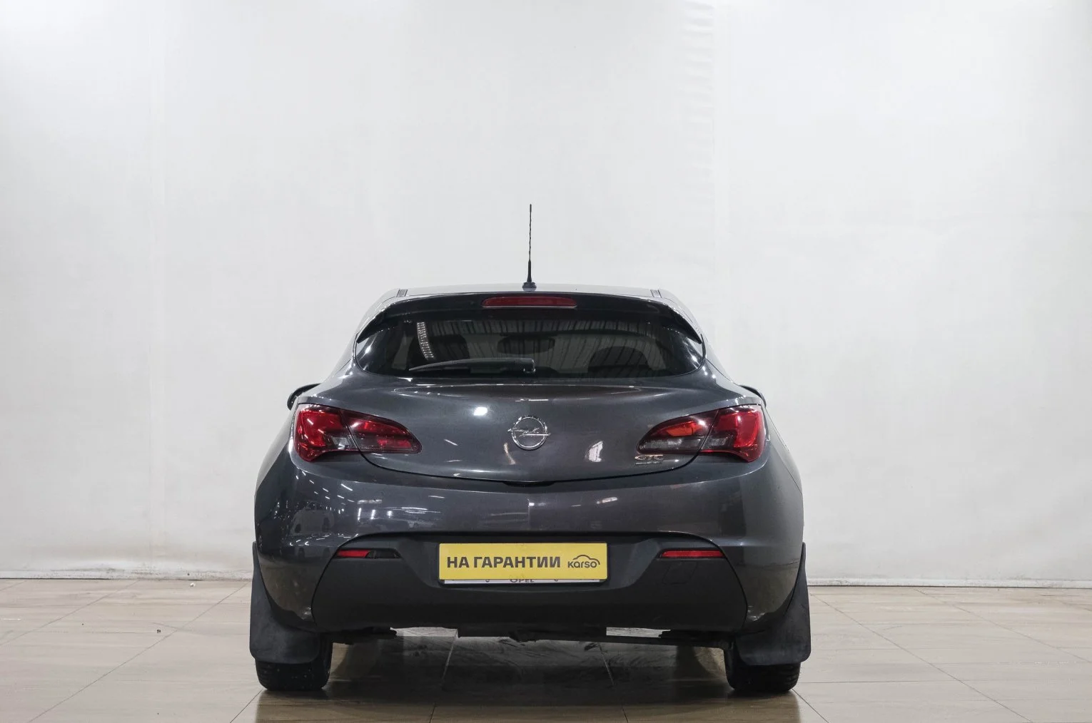 Opel Astra GTC 5 из 6