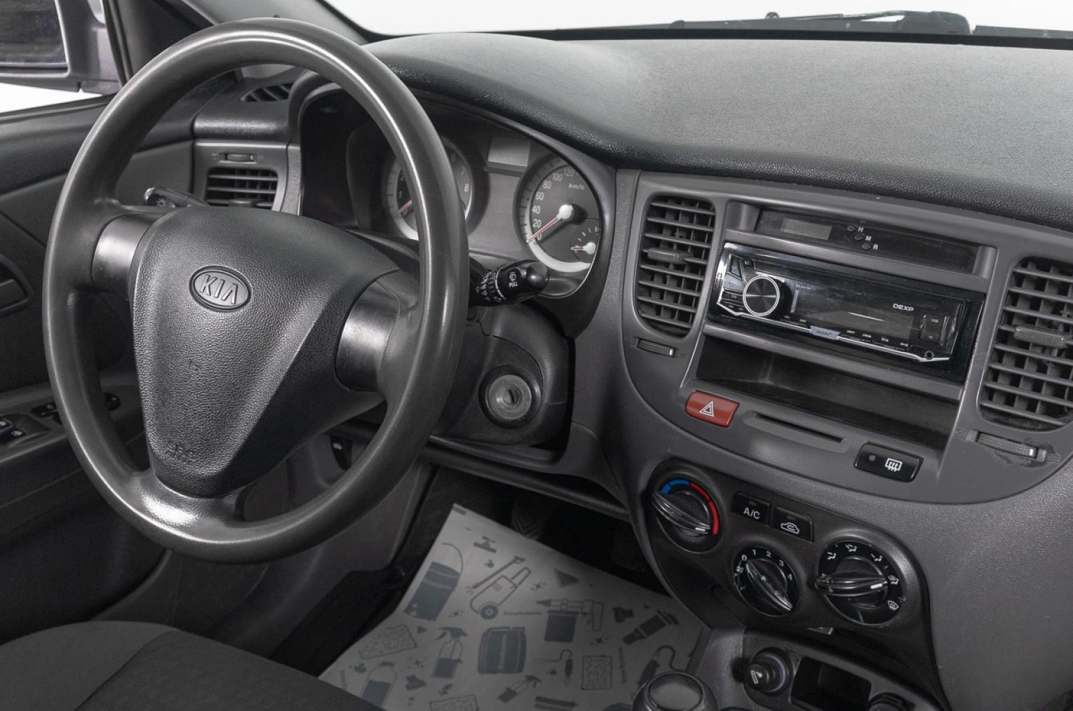 KIA Rio 8 из 18