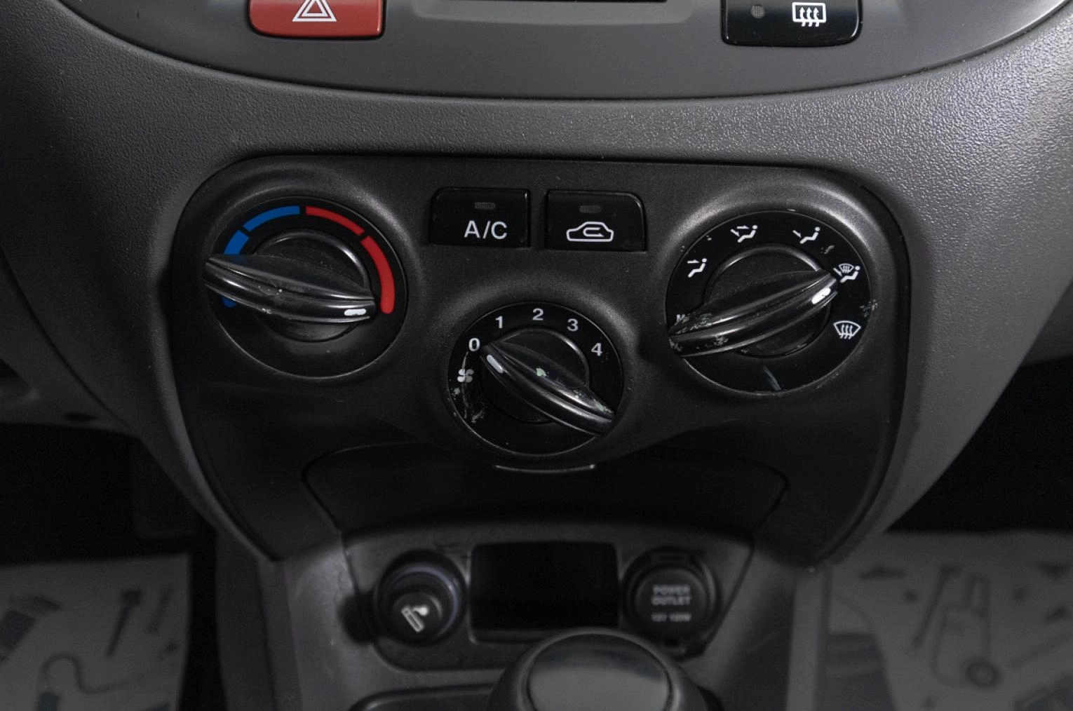 KIA Rio 11 из 18