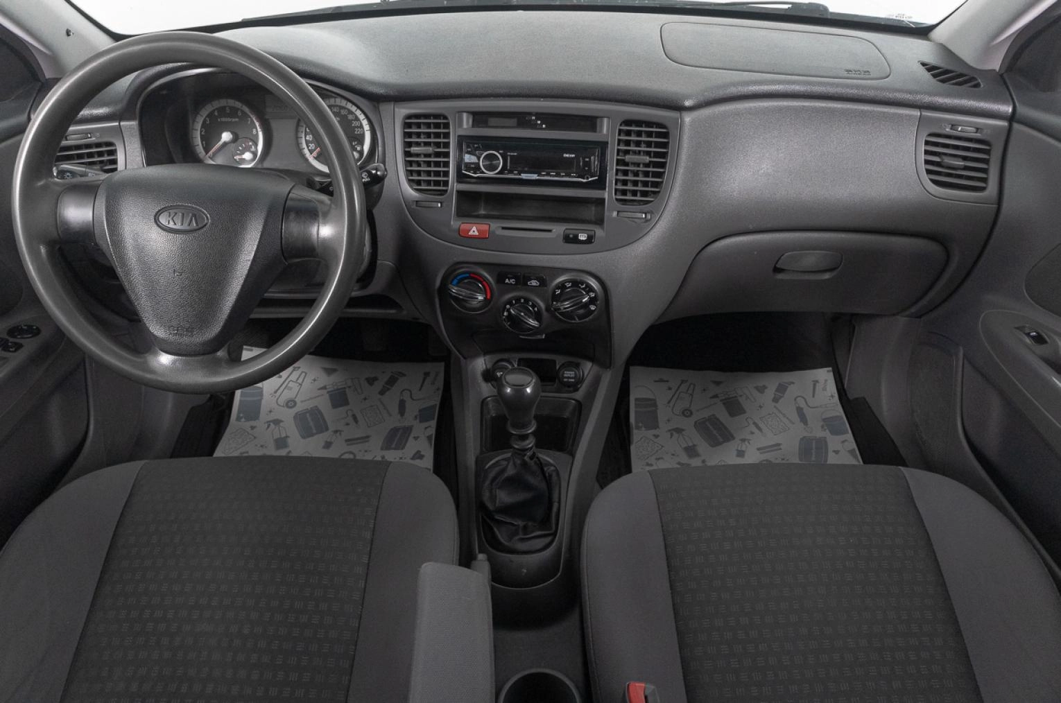 KIA Rio 7 из 18