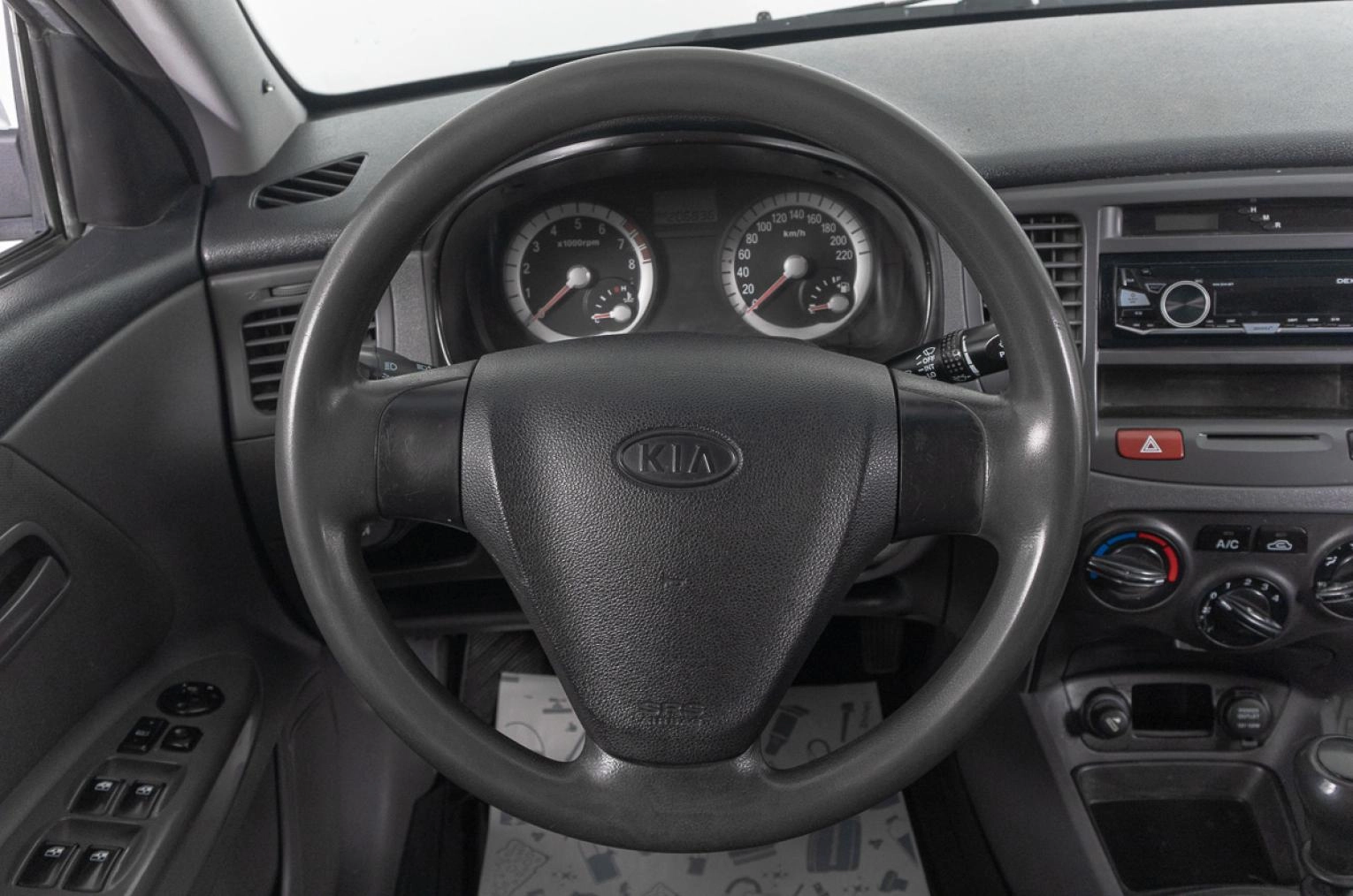KIA Rio 9 из 18