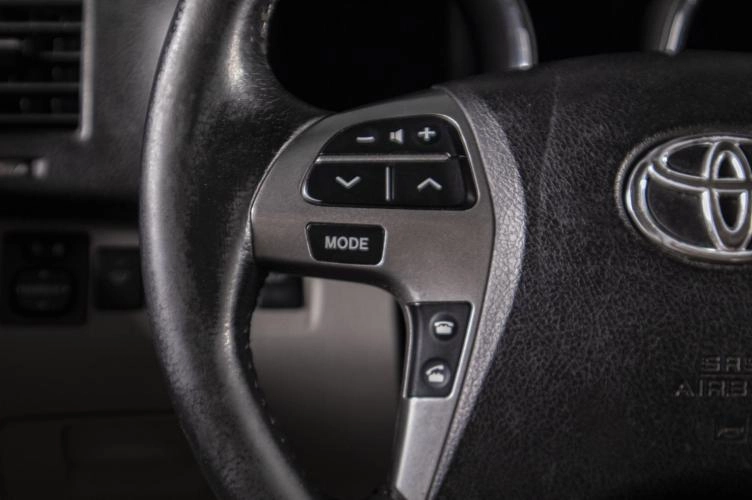 Toyota Highlander 10 из 18