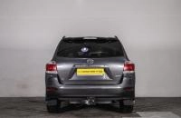 Toyota Highlander 5 из 18