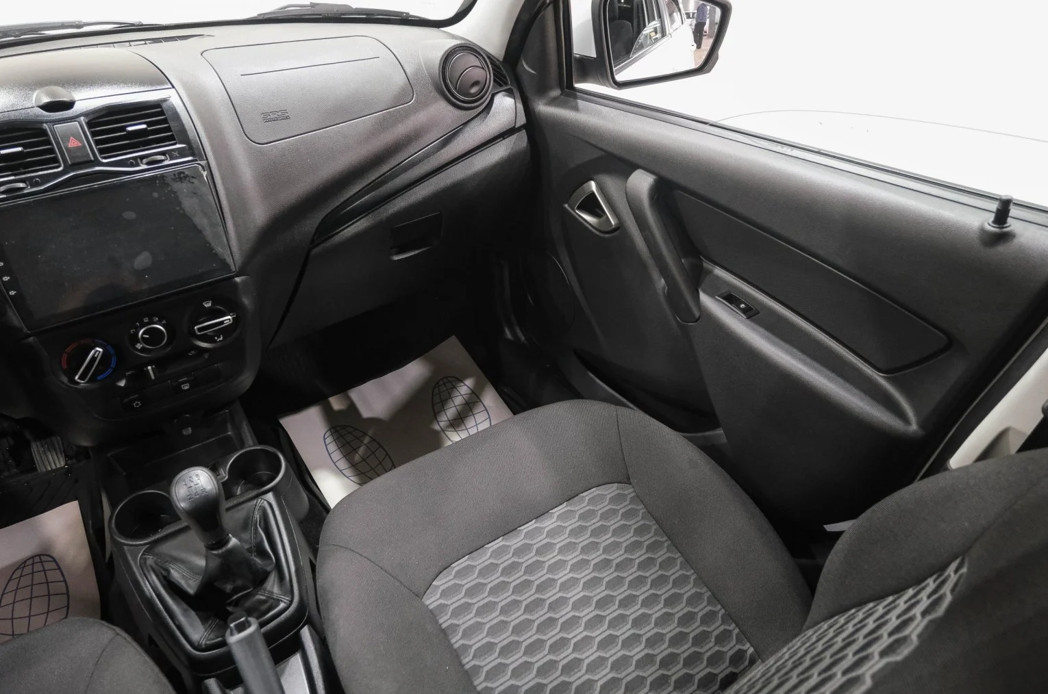 ВАЗ (LADA) Granta 16 из 28