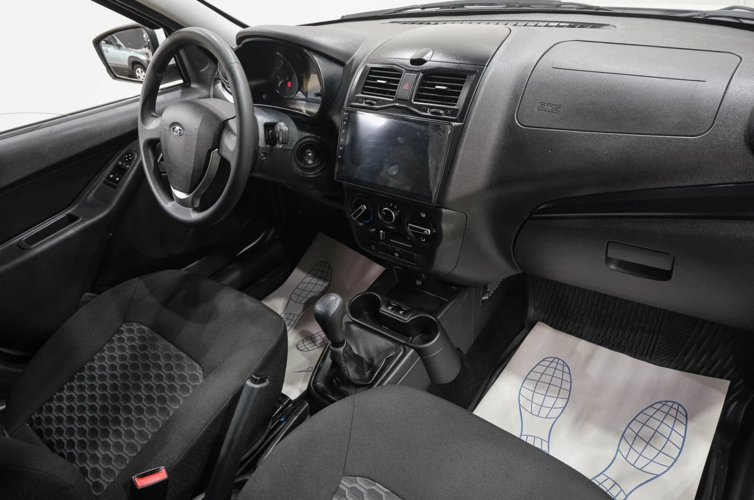 ВАЗ (LADA) Granta 14 из 28