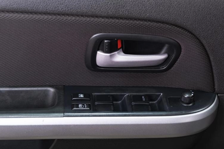 Suzuki Grand Vitara 10 из 19