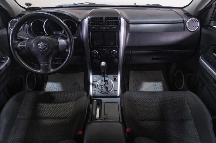 Suzuki Grand Vitara 9 из 19