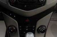 Chevrolet Cruze 12 из 16