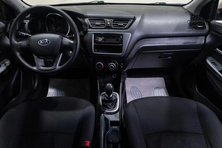 KIA Rio 9 из 19