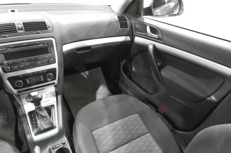 Skoda Octavia 10 из 21