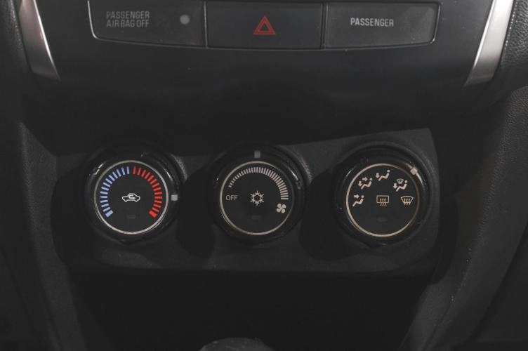 Mitsubishi ASX 18 из 21