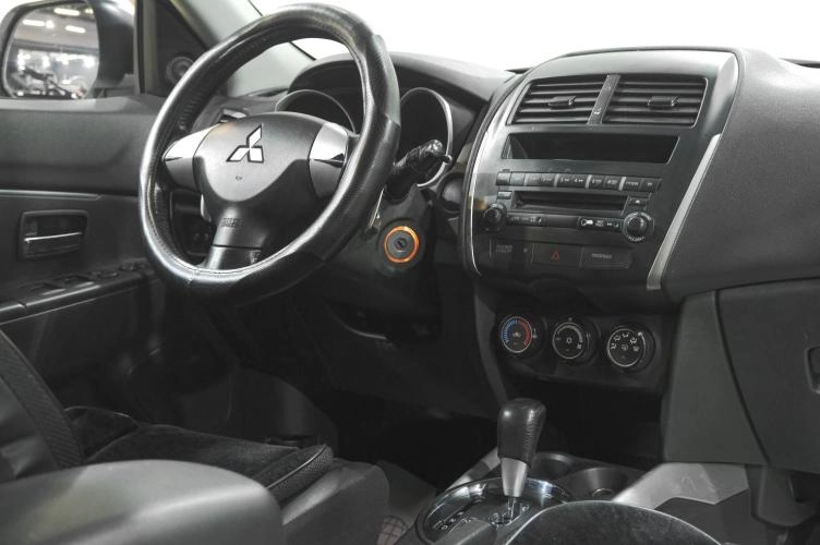 Mitsubishi ASX 12 из 21