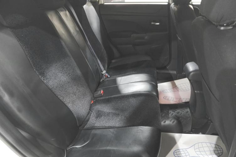 Mitsubishi ASX 19 из 21