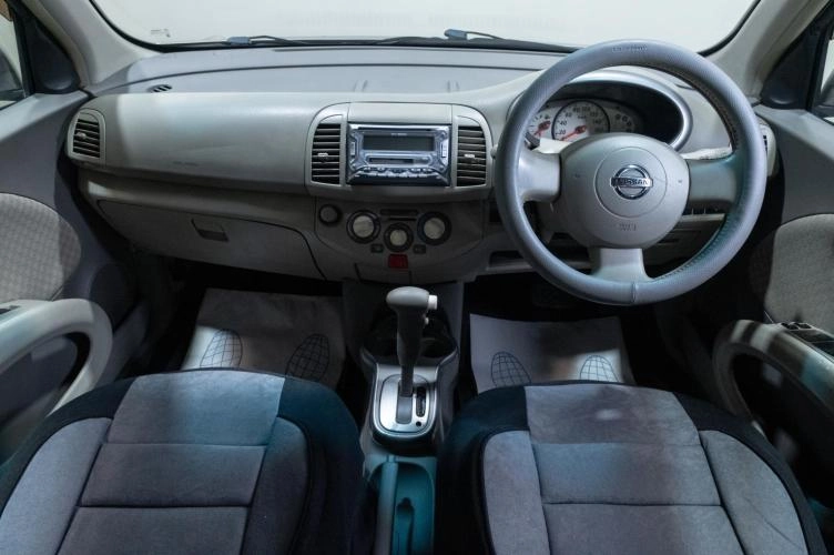 Nissan March 9 из 19