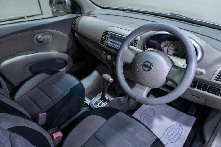 Nissan March 7 из 19