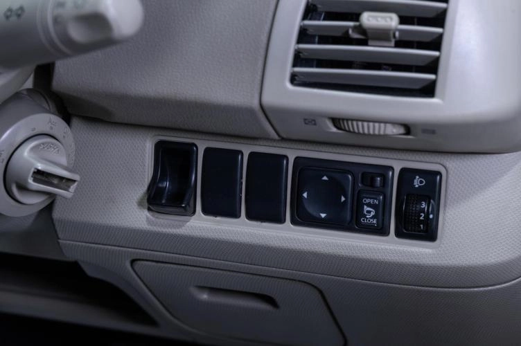 Nissan March 10 из 19