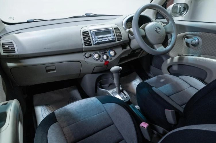 Nissan March 14 из 19