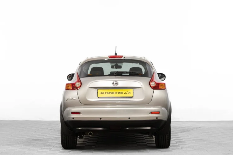 Nissan Juke 5 из 6