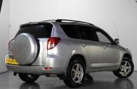 Toyota RAV4 6 из 18