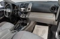 Toyota RAV4 13 из 18
