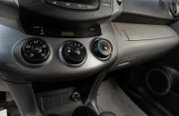 Toyota RAV4 15 из 18