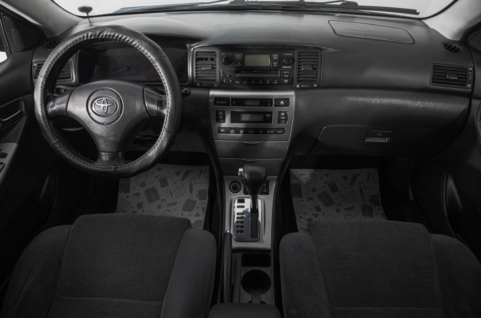 Toyota Corolla 8 из 21