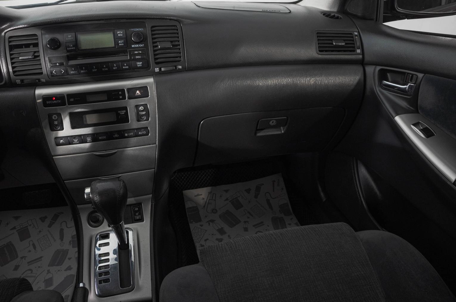 Toyota Corolla 17 из 21