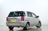 Toyota Raum 6 из 22