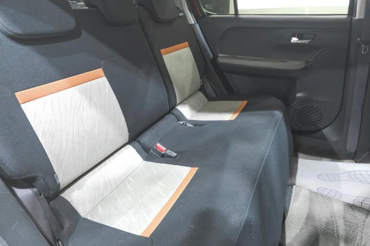 Daihatsu Boon 17 из 19