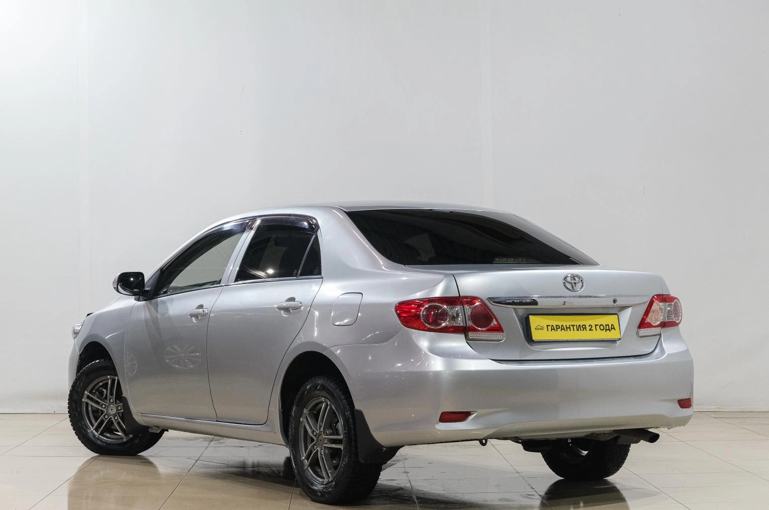 Toyota Corolla 4 из 14