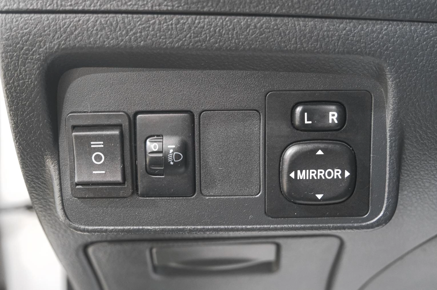 Toyota Corolla 13 из 14