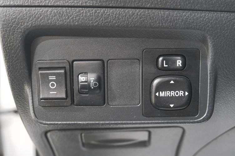 Toyota Corolla 13 из 14