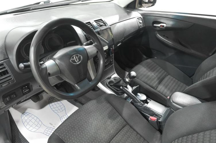Toyota Corolla 7 из 14