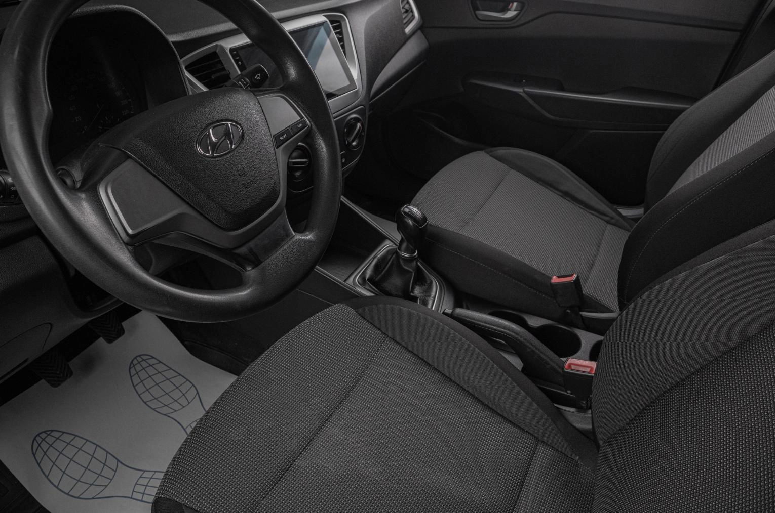 Hyundai Solaris 8 из 16