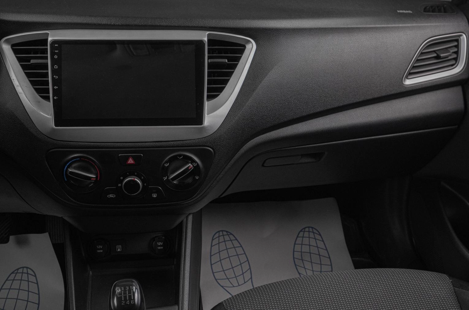 Hyundai Solaris 13 из 16