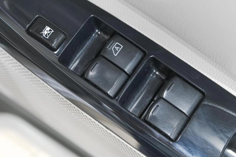 Nissan Dayz Roox 18 из 23