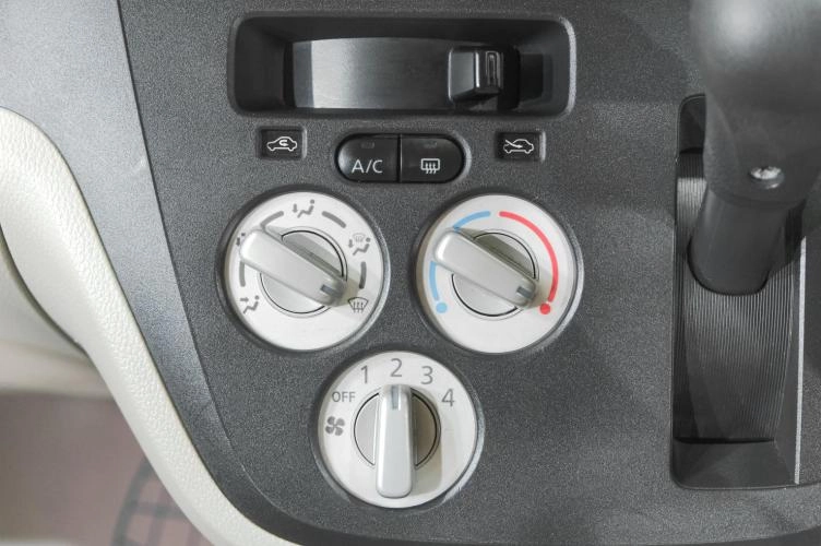 Nissan Dayz Roox 16 из 23